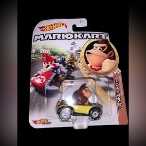 New Sealed 2020 Hot Wheels Die-Cast Mario Kart Donkey Kong Collectible Car